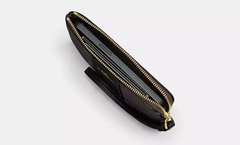 Corner Zip Wristlet In Signature Canvas - Tan